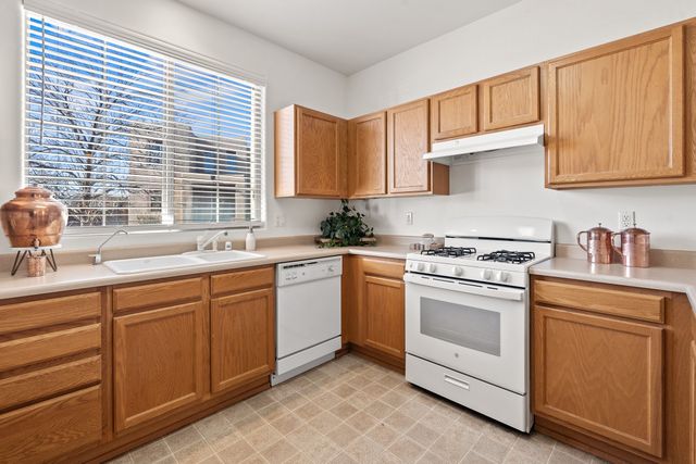 4615 Sunset Ridge, Santa Fe, NM 87507