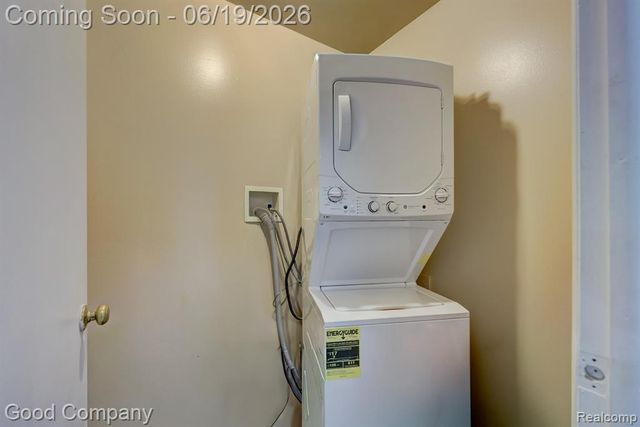 43244 Mound Road 2, Sterling Heights, MI 48314