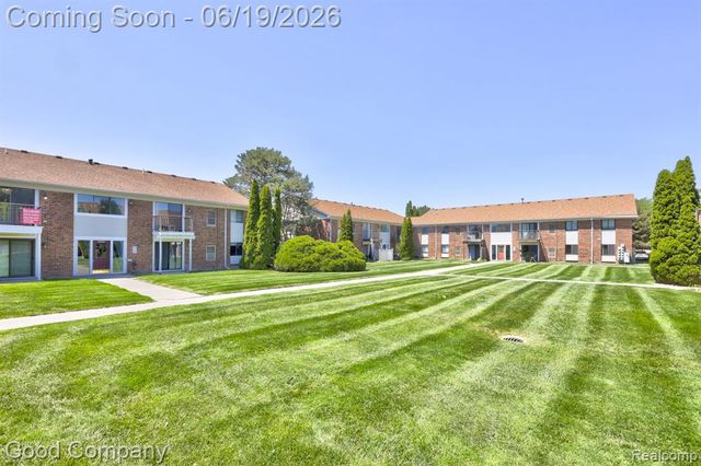 43244 Mound Road 2, Sterling Heights, MI 48314