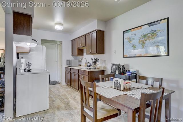 43244 Mound Road 2, Sterling Heights, MI 48314