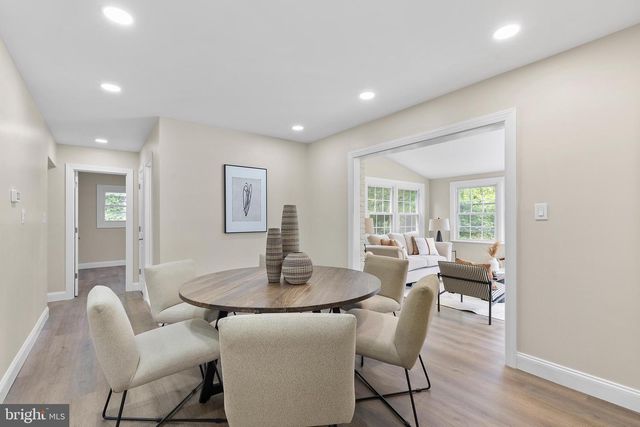 13 PINEHURST, Tuckerton, NJ 08087