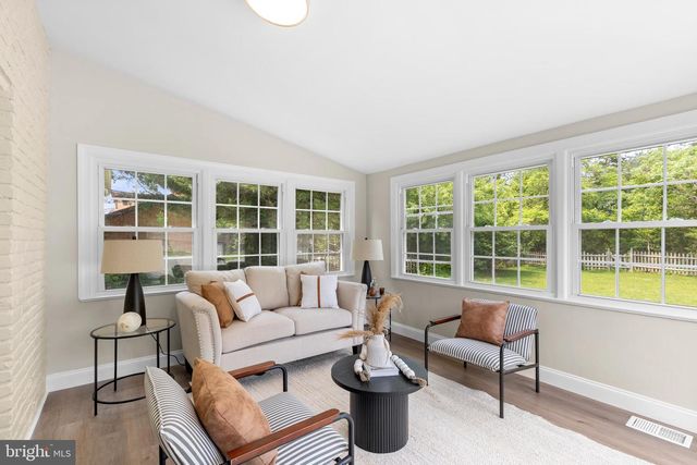 13 PINEHURST, Tuckerton, NJ 08087