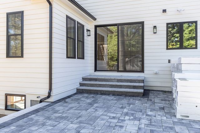 8 Hudson Street, Natick, MA 01760