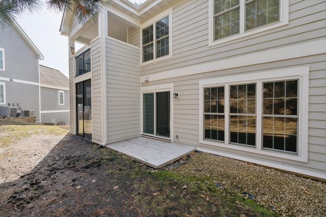 5980 Chasewood Parkway 102, Minnetonka, MN 55343