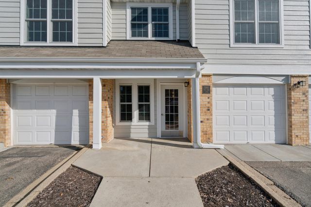 5980 Chasewood Parkway 102, Minnetonka, MN 55343