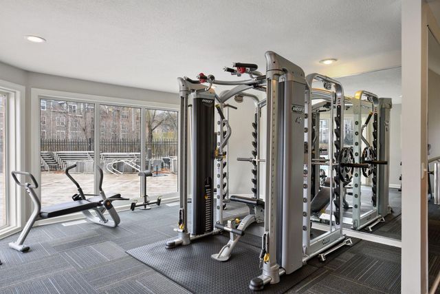 5980 Chasewood Parkway 102, Minnetonka, MN 55343