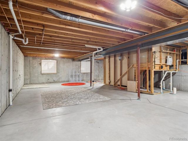 2242 S Moline Court, Aurora, CO 80014