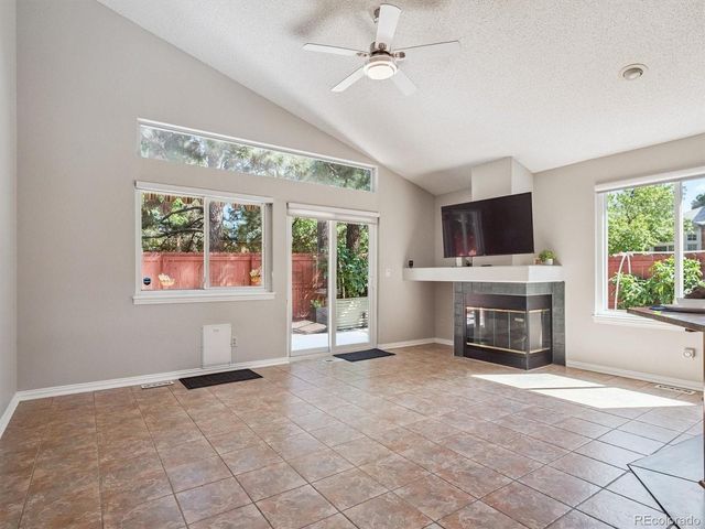 2242 S Moline Court, Aurora, CO 80014