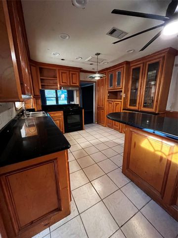 4834 Marietta Lane, Houston, TX 77021