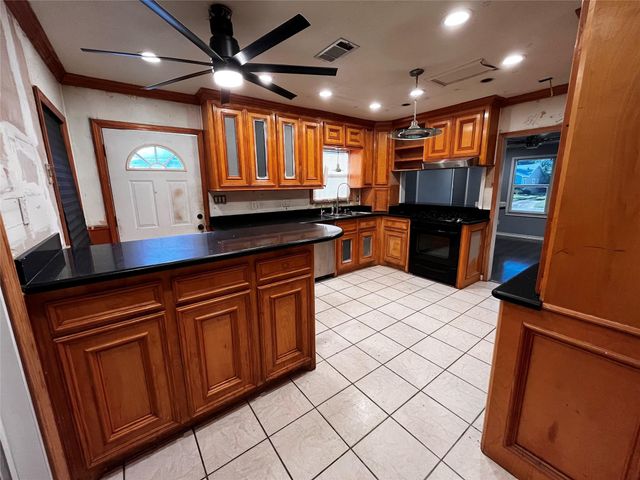 4834 Marietta Lane, Houston, TX 77021