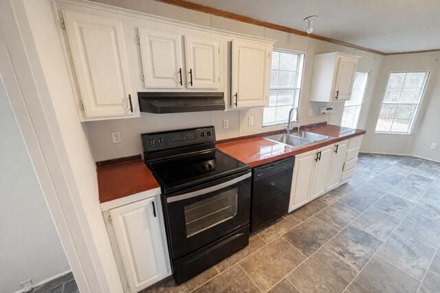 1332 Lakewood Drive, Manning, SC 29102