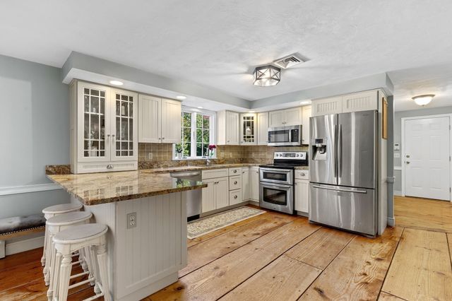 30 Turner Drive, Bridgewater, MA 02324
