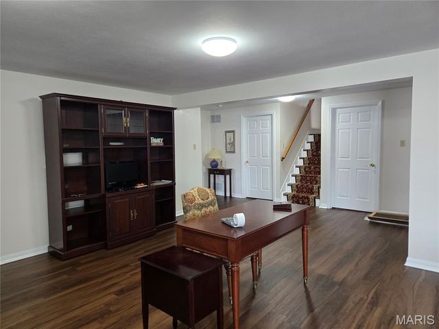 64 N Trumbull Circle 45A, St Charles, MO 63301