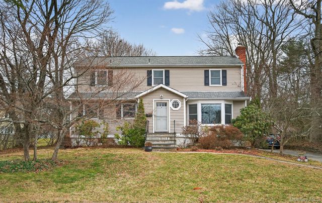 9 Verne Place, Hartsdale, NY 10530