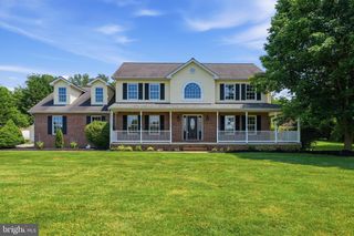 5325 HOLLOW TREE LN, Keedysville, MD 21756