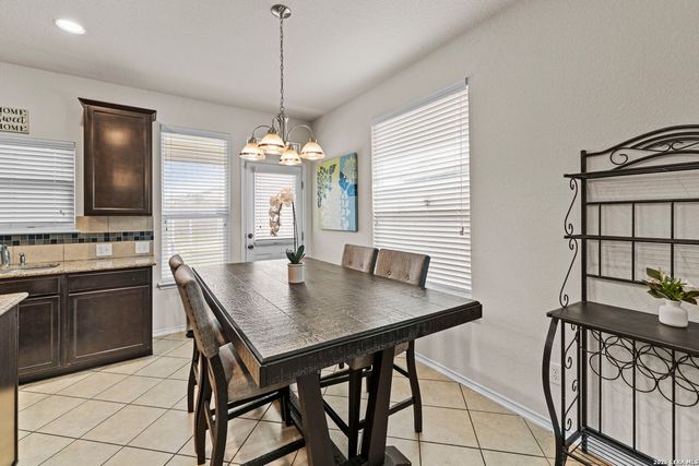 8019 Vega Horizon, San Antonio, TX 78252