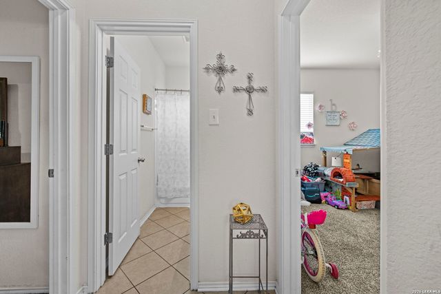 8019 Vega Horizon, San Antonio, TX 78252