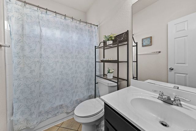 8019 Vega Horizon, San Antonio, TX 78252