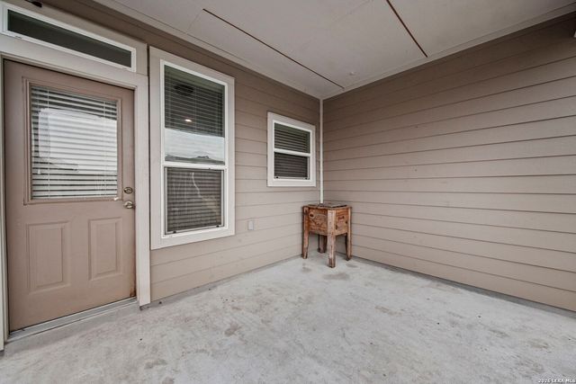 8019 Vega Horizon, San Antonio, TX 78252