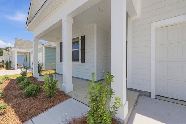 310 Ridley St, Longs, SC 29568