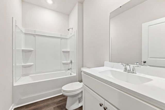 310 Ridley St, Longs, SC 29568