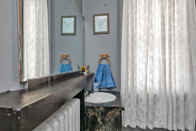 117-11 14th Road, College Point, NY 11356