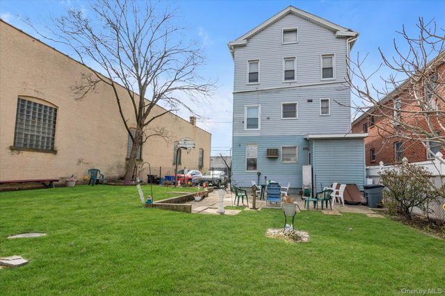 117-11 14th Road, College Point, NY 11356