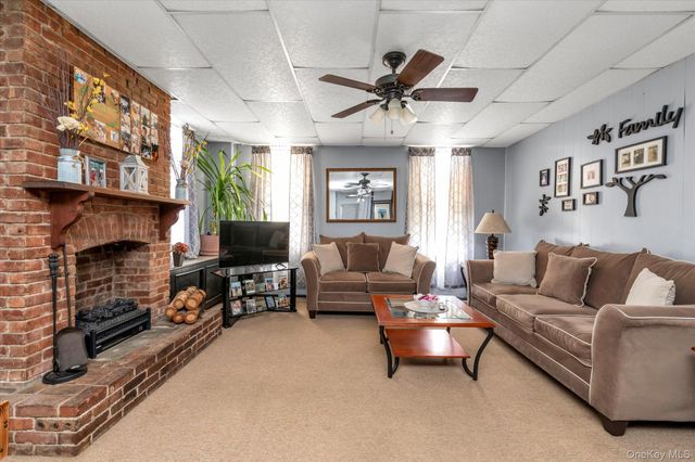 117-11 14th Road, College Point, NY 11356