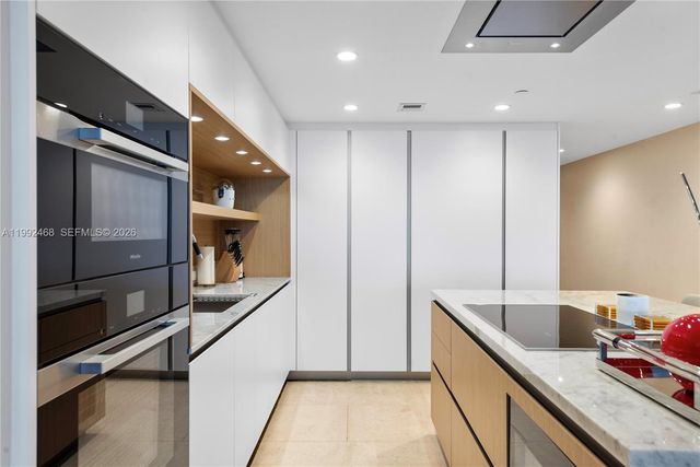 1135 103rd St 303, Bay Harbor Islands, FL 33154