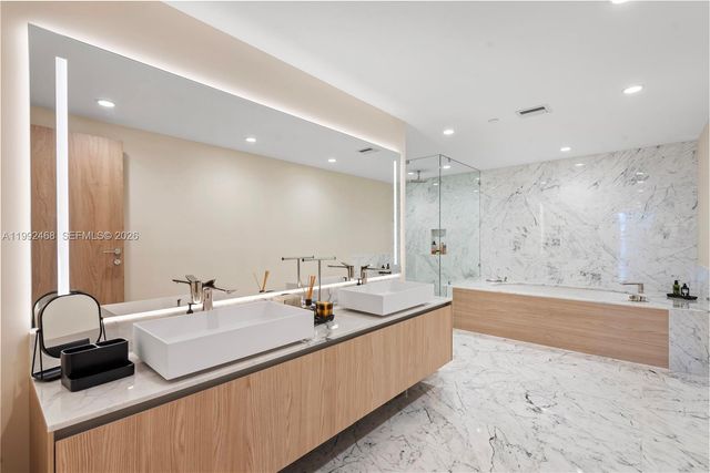 1135 103rd St 303, Bay Harbor Islands, FL 33154