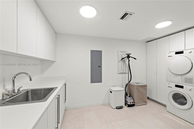 1135 103rd St 303, Bay Harbor Islands, FL 33154