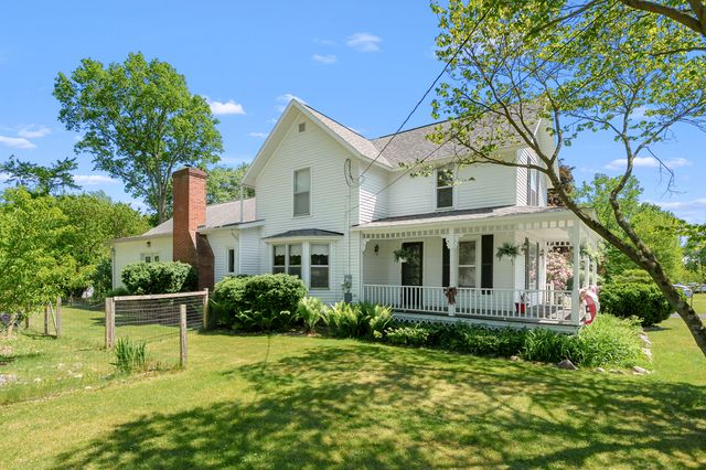 60023 Constantine Road, Three Rivers, MI 49093