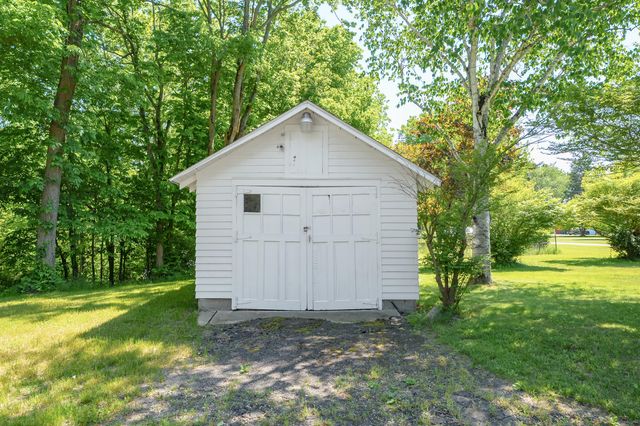 60023 Constantine Road, Three Rivers, MI 49093
