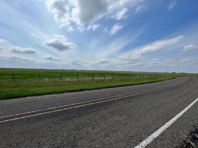 000 County Road 269 Road, Oglesby, TX 76561