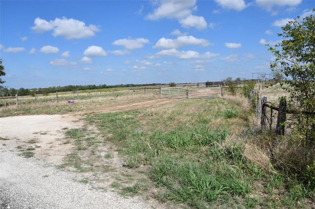 000 County Road 269 Road, Oglesby, TX 76561