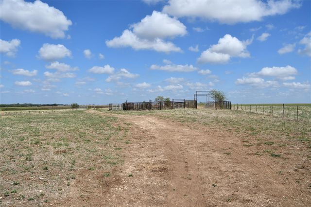 000 County Road 269 Road, Oglesby, TX 76561