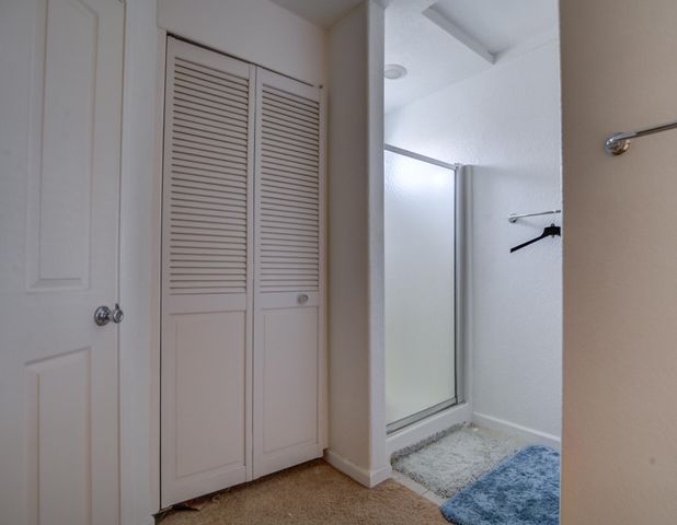 13003 Gas Point Road, Igo, CA 96047