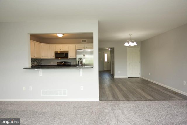 407 CARAMIST, Sinking Spring, PA 19608