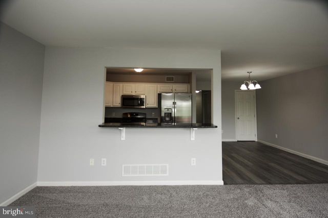 407 CARAMIST, Sinking Spring, PA 19608