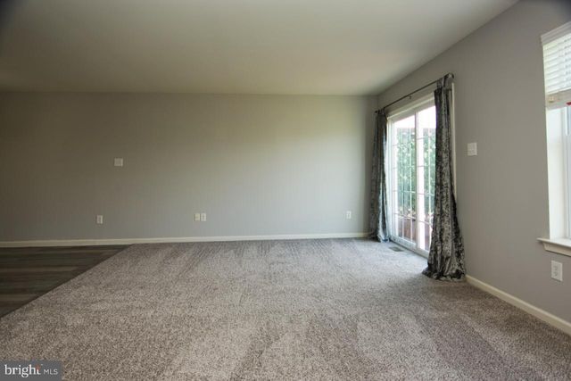 407 CARAMIST, Sinking Spring, PA 19608
