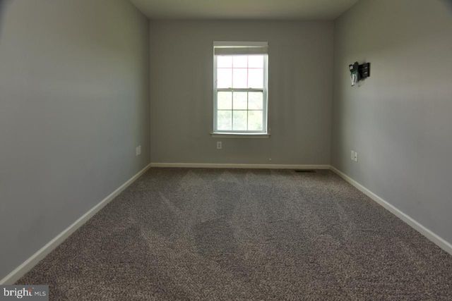 407 CARAMIST, Sinking Spring, PA 19608