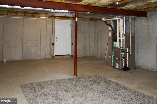 407 CARAMIST, Sinking Spring, PA 19608