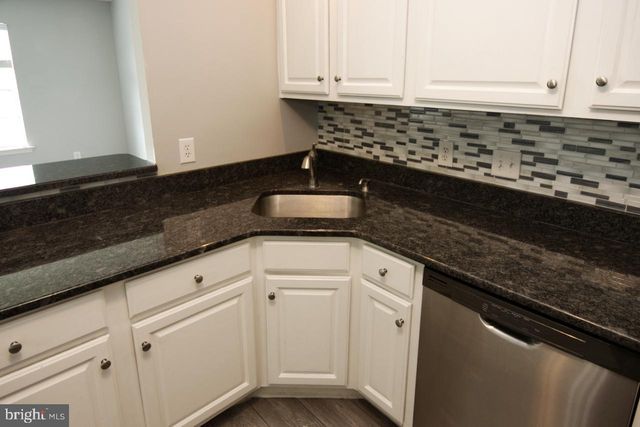 407 CARAMIST, Sinking Spring, PA 19608