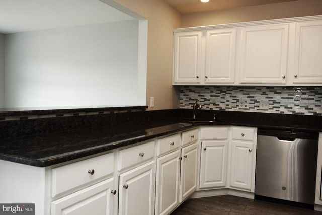 407 CARAMIST, Sinking Spring, PA 19608