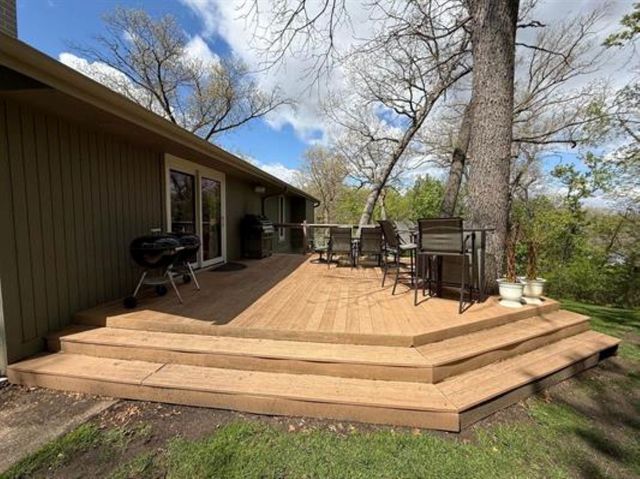 7758 Ray Court, Roscoe, IL 61073