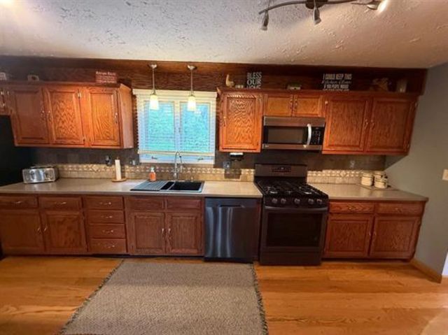 7758 Ray Court, Roscoe, IL 61073