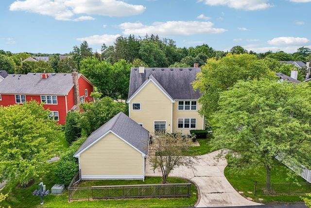 152 Ranney Avenue, Vernon Hills, IL 60061