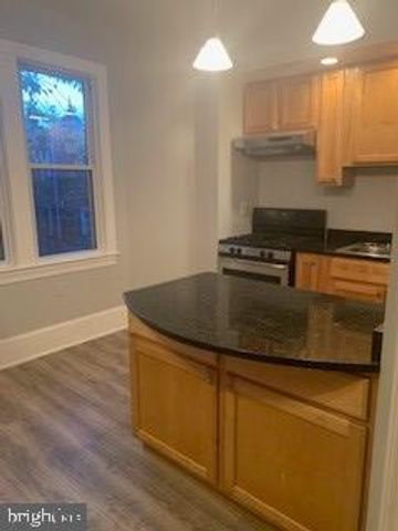 1418 NEWTON ST NW, Washington, DC 20010