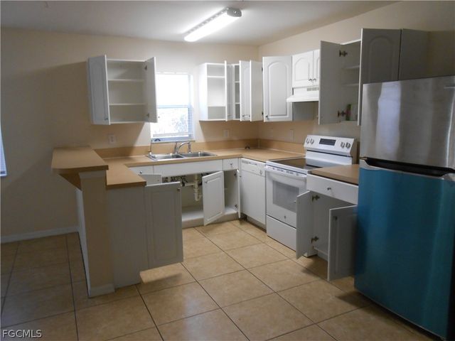 202 Hightower AVE S, Lehigh Acres, FL 33973