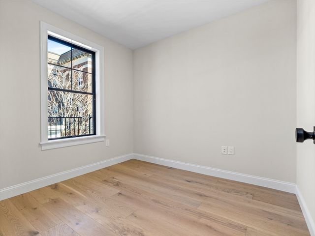 48 Woodward 3, Boston, MA 02127
